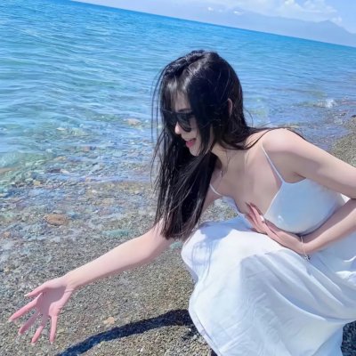蜜桃女孩